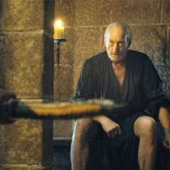 Bastidores de Westeros: Tywin Lannister se desculpava com Tyrion